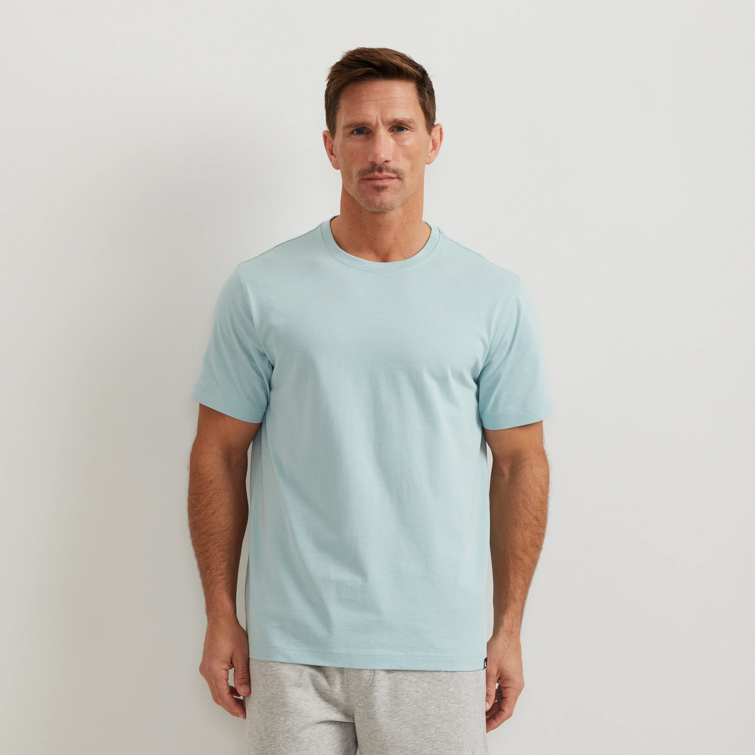 Men's Legend Wash 100% Cotton Short-Sleeve Classic T-Shirt