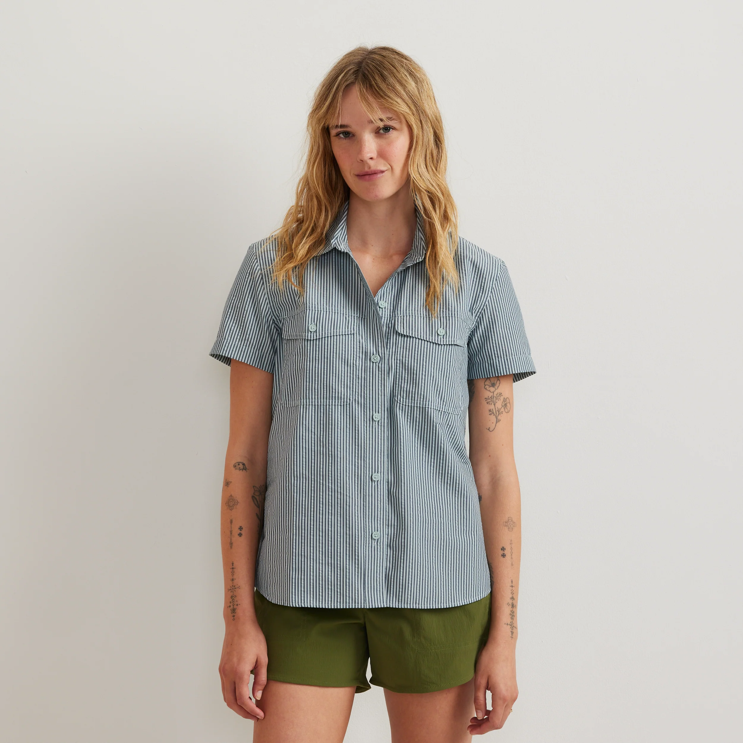 10208-women-s-mountain-3.0-short-sleeve-shirt-print-1.webp Women's Mountain 3.0 Short-Sleeve Shirt - Print