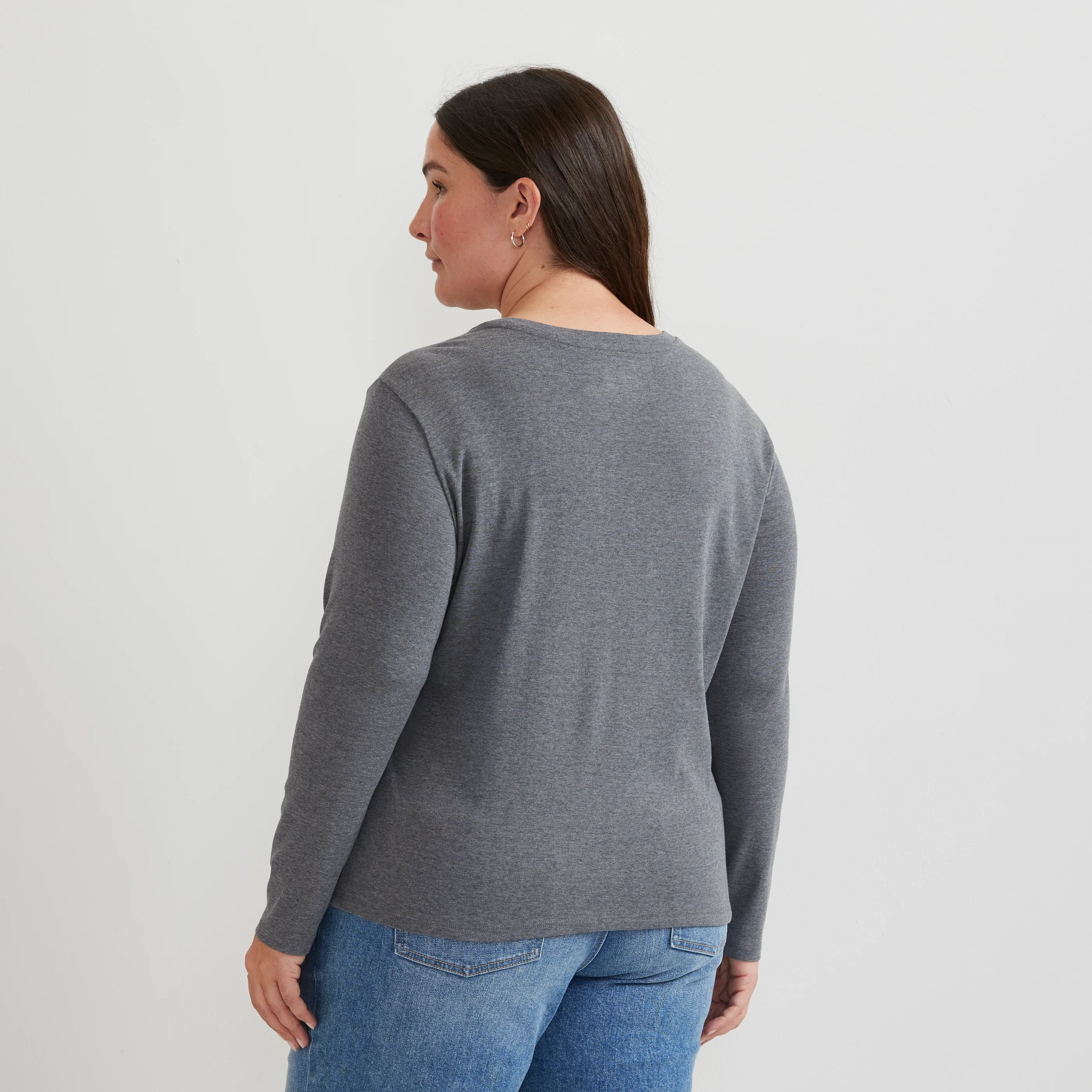 Women's Everyday Long-Sleeve Crewneck T-Shirt