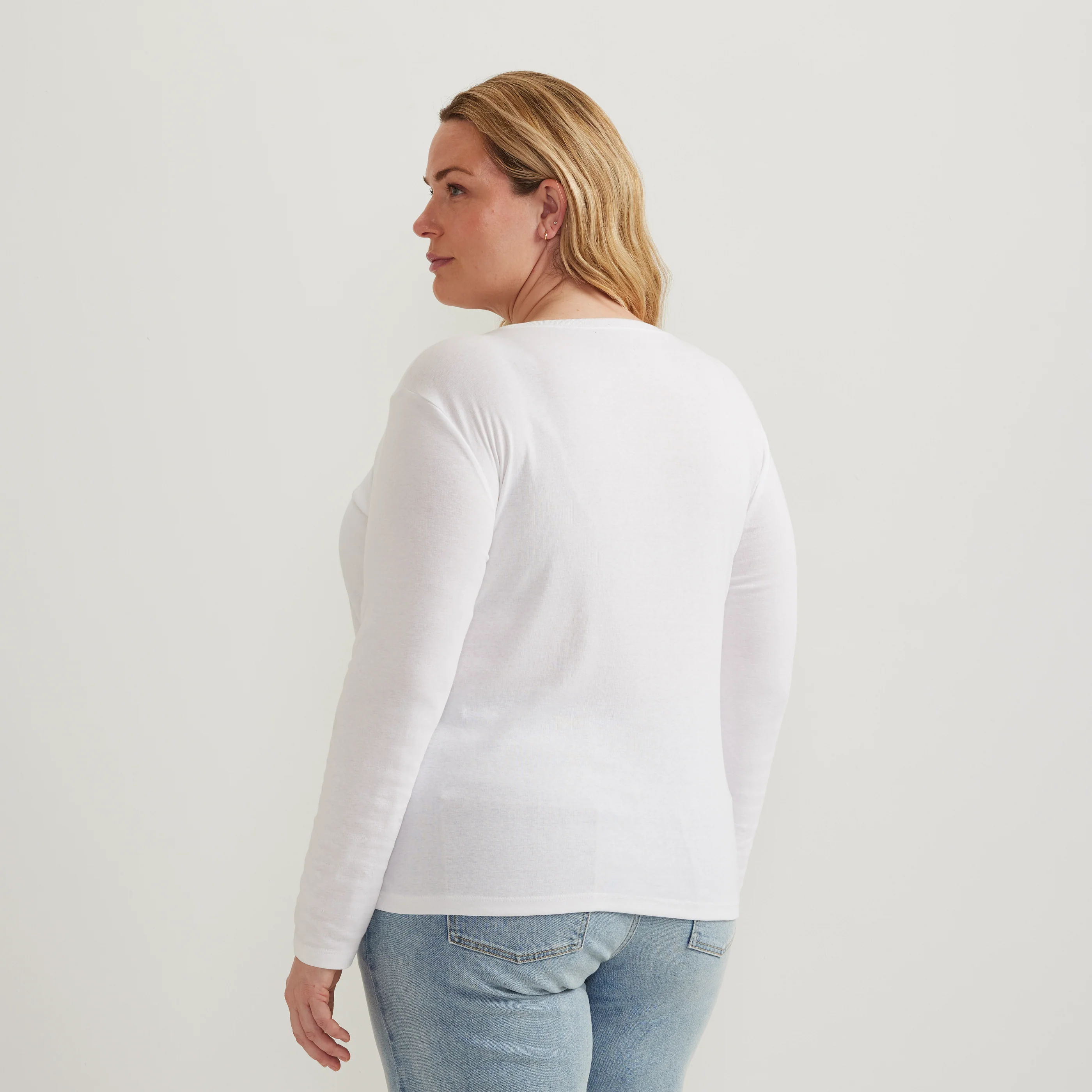 Women's Everyday Long-Sleeve Crewneck T-Shirt