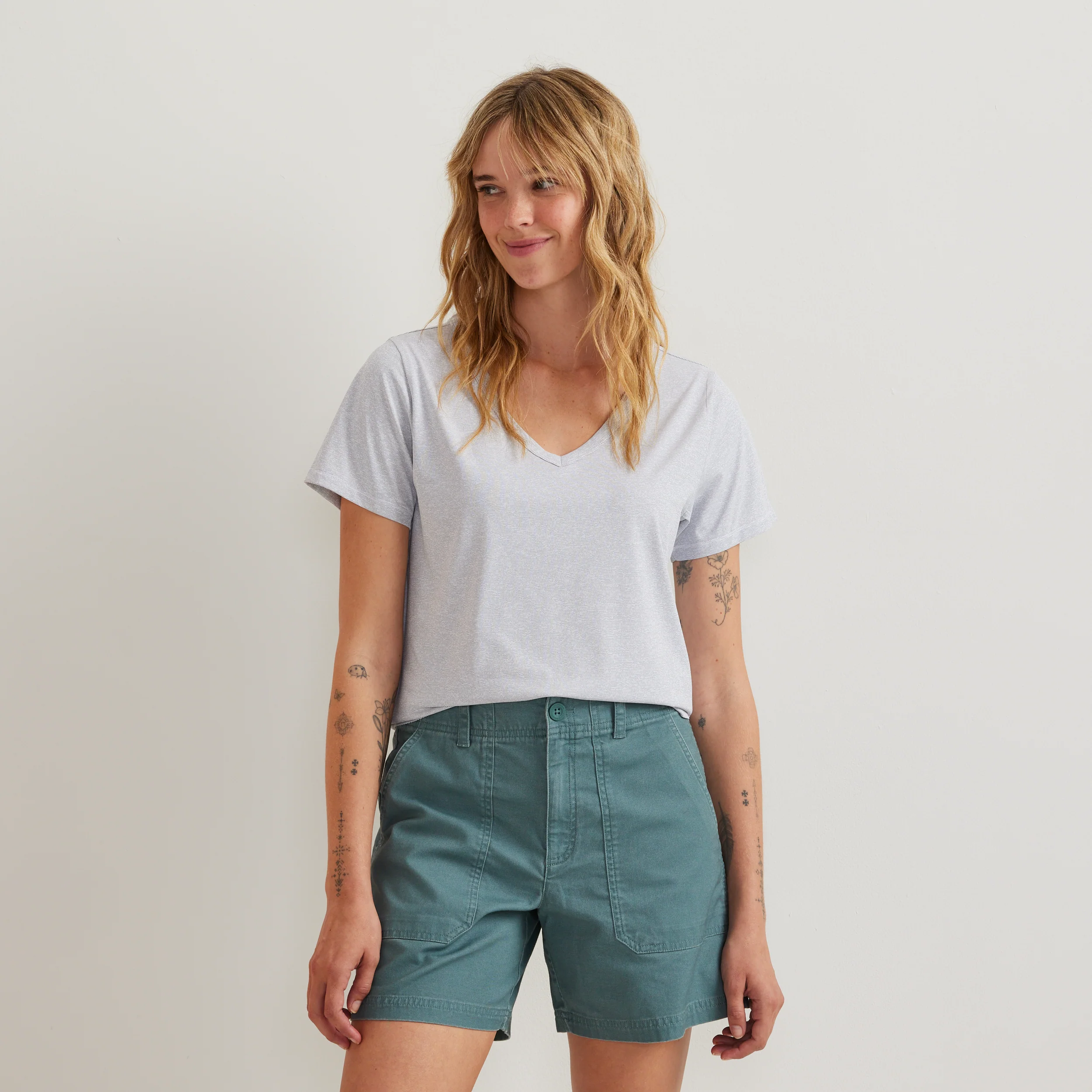 Women's Trek Light Hike Short-Sleeve V-Neck T-Shirt