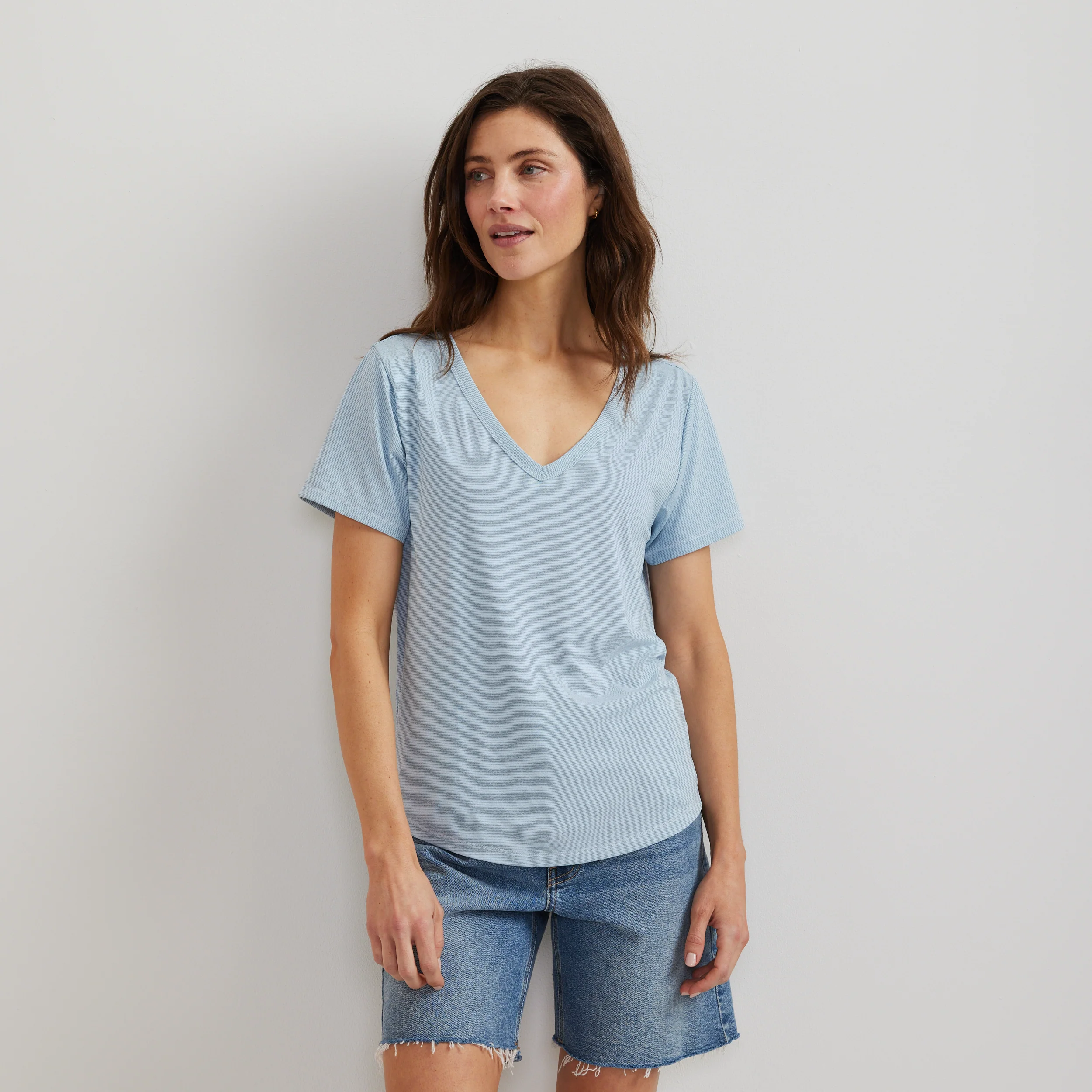 Women's Trek Light Hike Short-Sleeve V-Neck T-Shirt