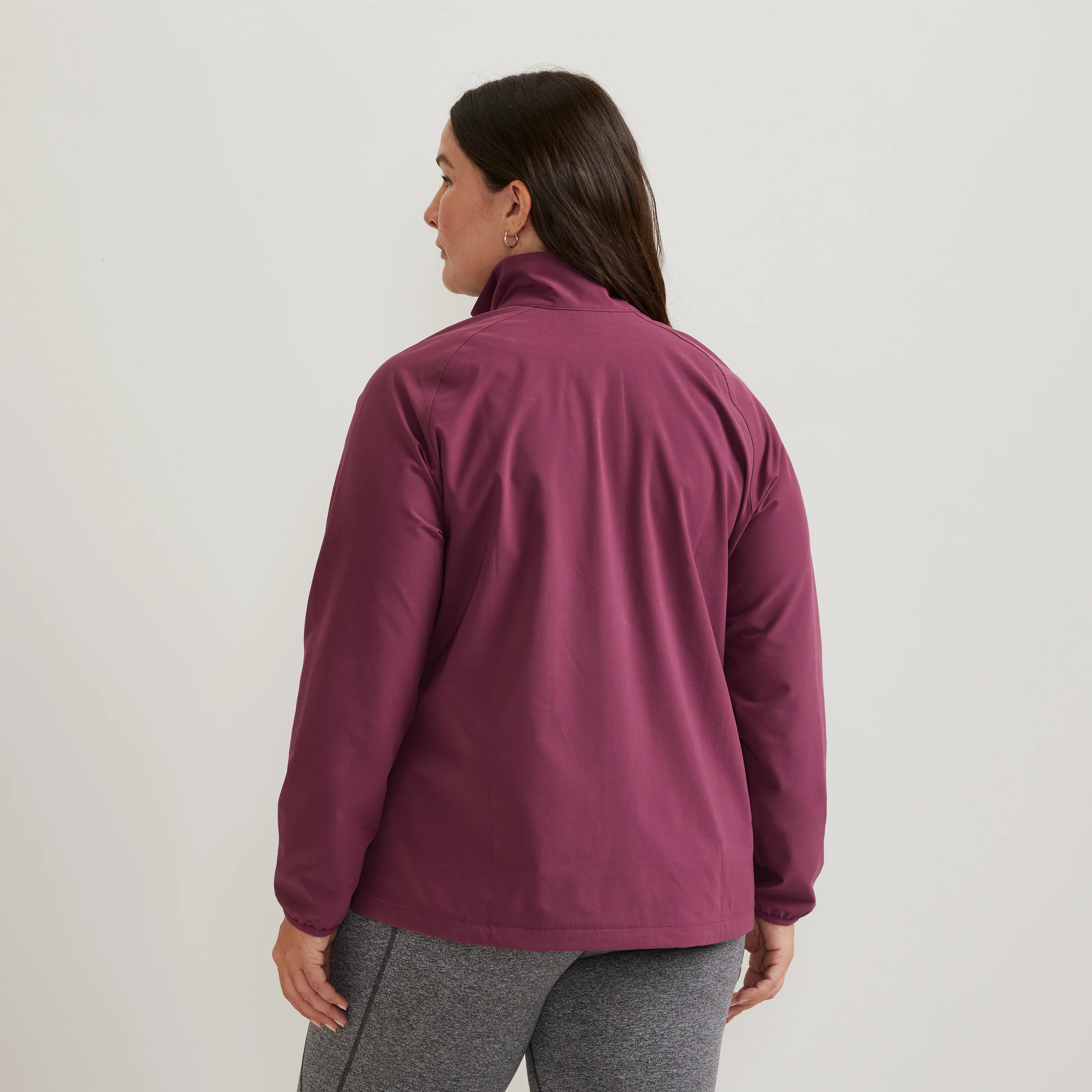 10908-women-s-stratify-soft-shell-jacket-8.webp Women's Stratify Soft Shell Jacket