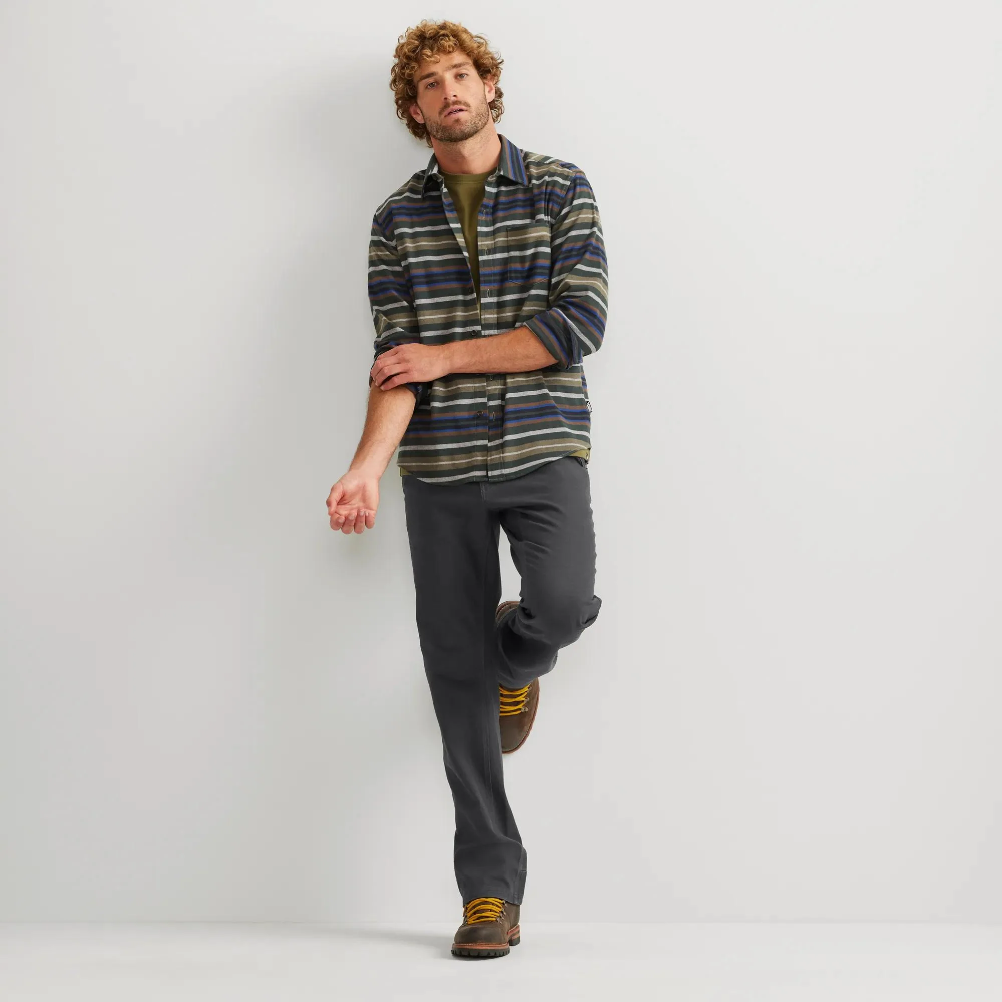 11004-men-s-mountain-flex-utility-2.0-classic-fit-pants-6.webp Men's Mountain Flex Utility 2.0 Classic Fit Pants