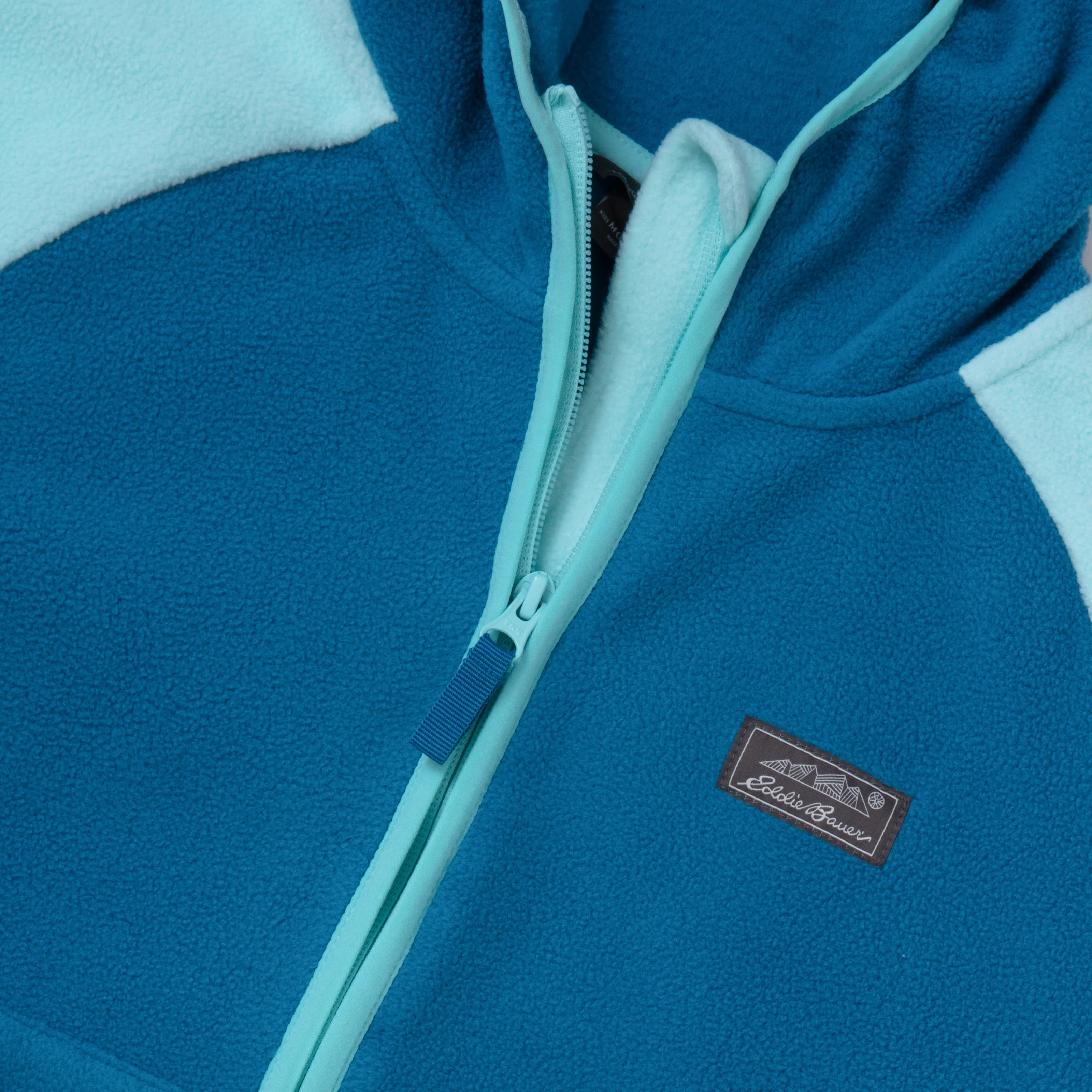 15462-girls-quest-fleece-hooded-jacket-5.webp Girls Quest Fleece Hooded Jacket