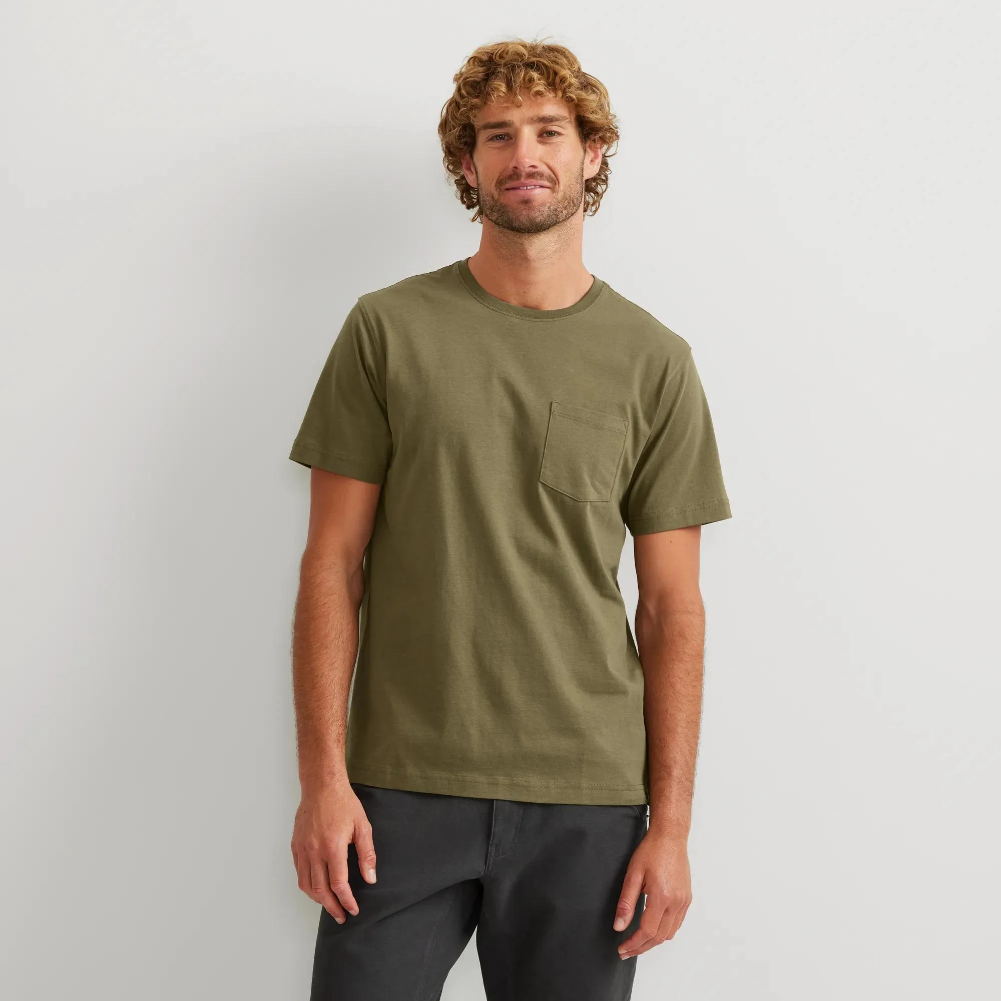 1672-men-s-legend-wash-100-cotton-short-sleeve-pocket-t-shirt-6.webp Men's Legend Wash 100% Cotton Short-Sleeve Pocket T-Shirt