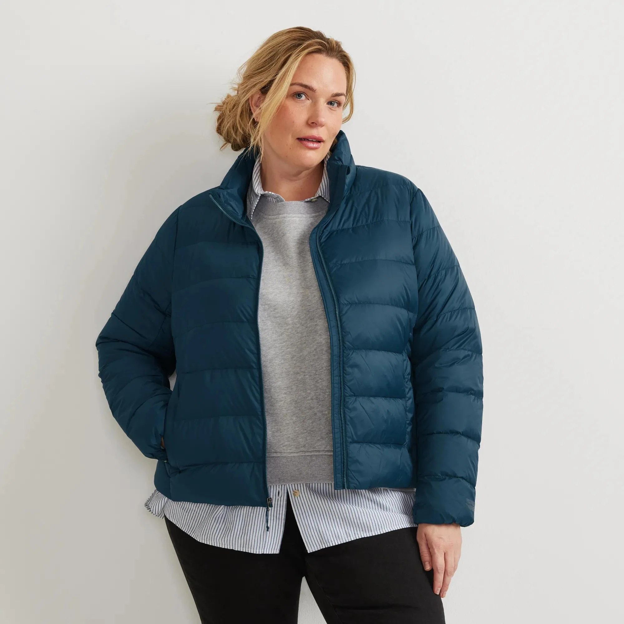 20252-women-s-cirruslite-down-jacket-10.webp Women's CirrusLite Down Jacket