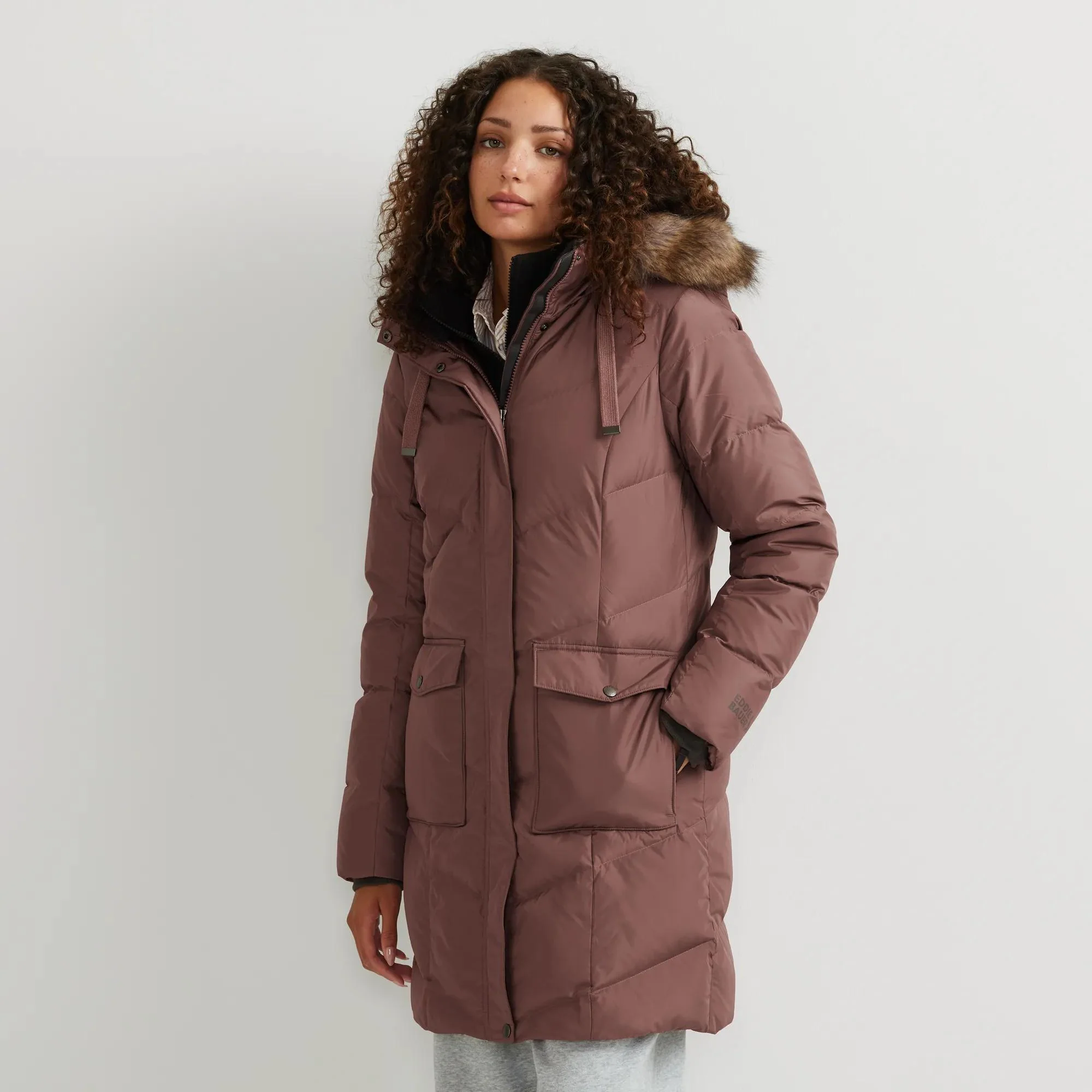 21378-women-s-lodge-cascadian-down-hooded-parka-1.webp Women's Lodge Cascadian Down Hooded Parka