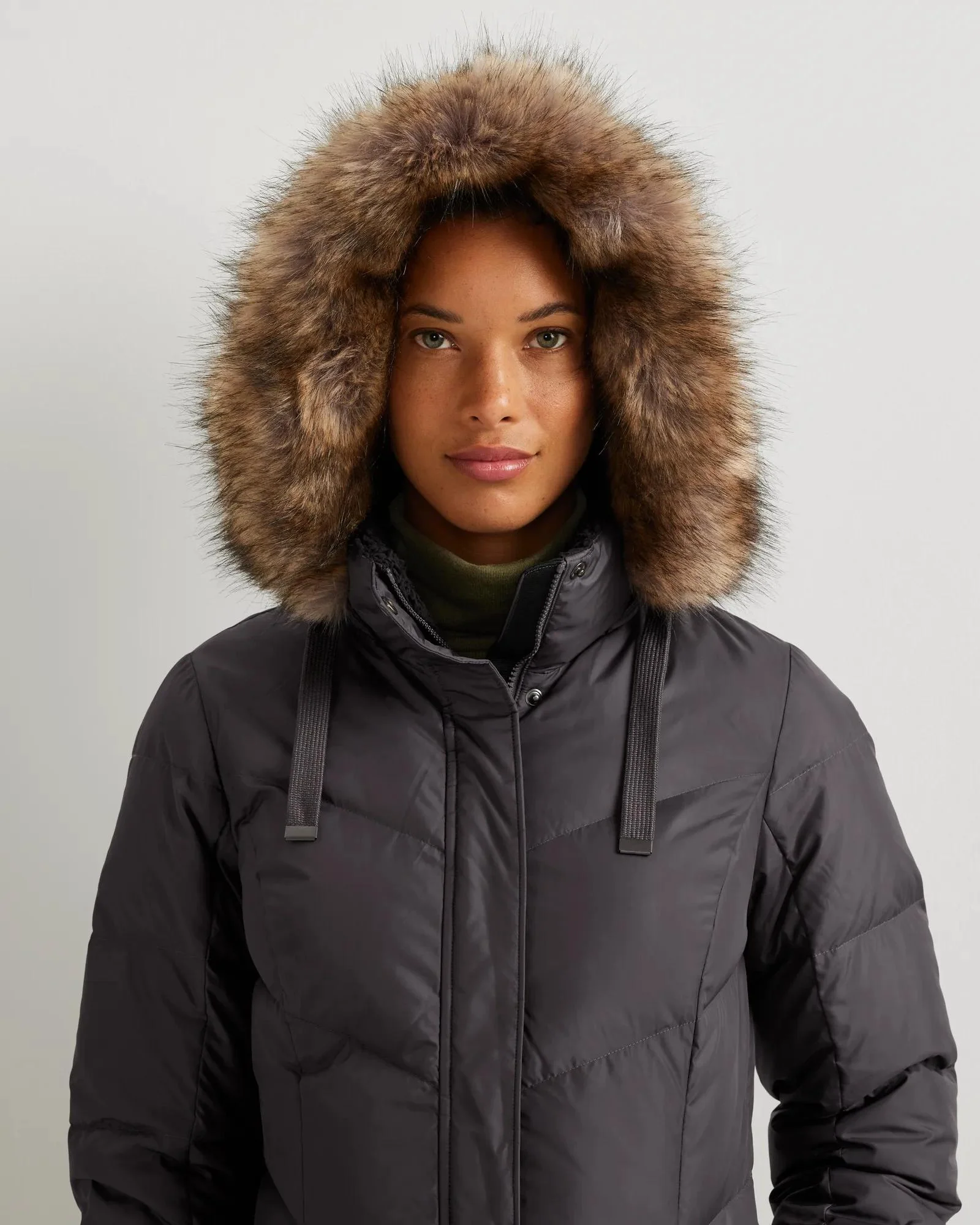 Women's Lodge Cascadian Down Hooded Parka