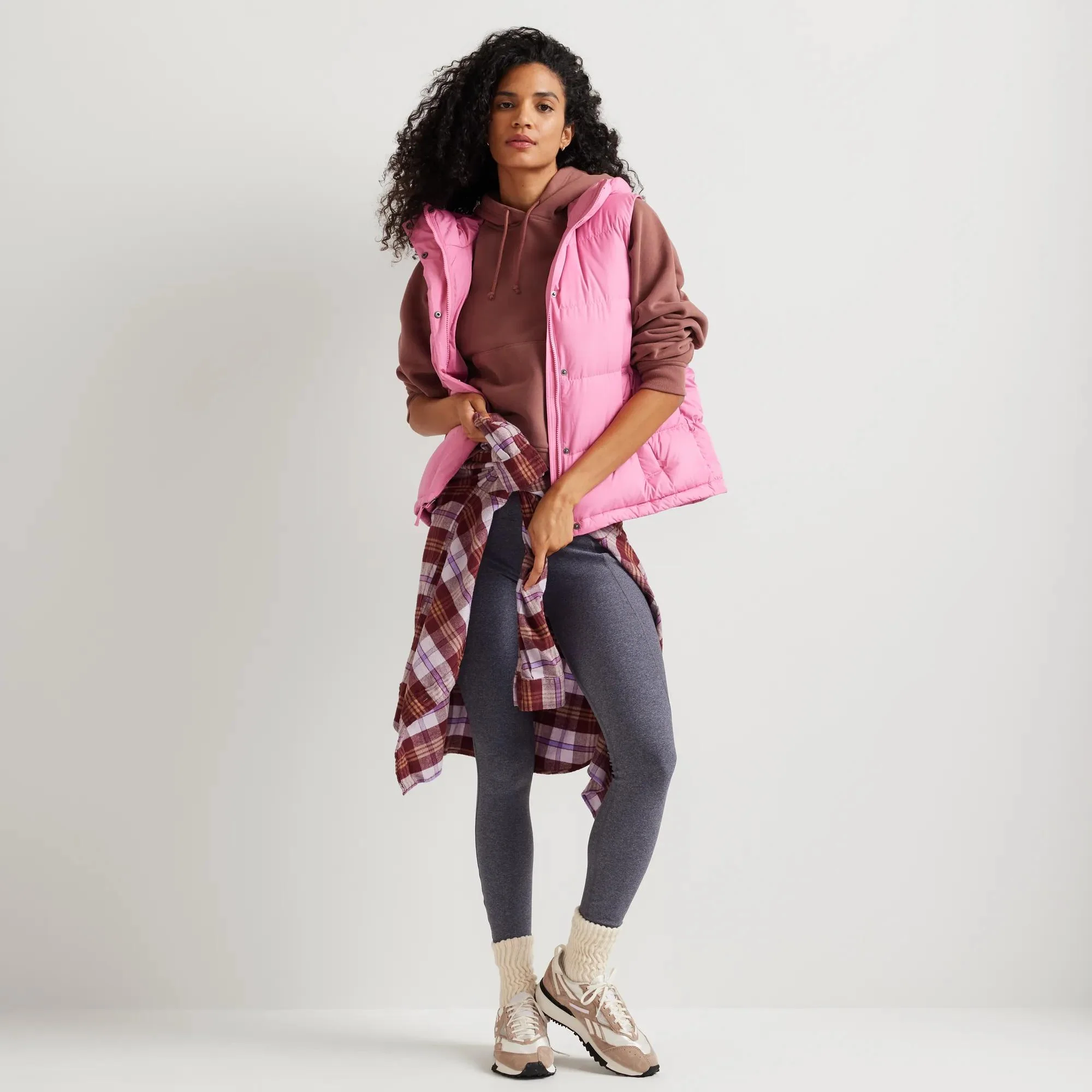 21424-women-s-ketchum-short-down-hooded-vest-6.webp Women's Ketchum Short Down Hooded Vest