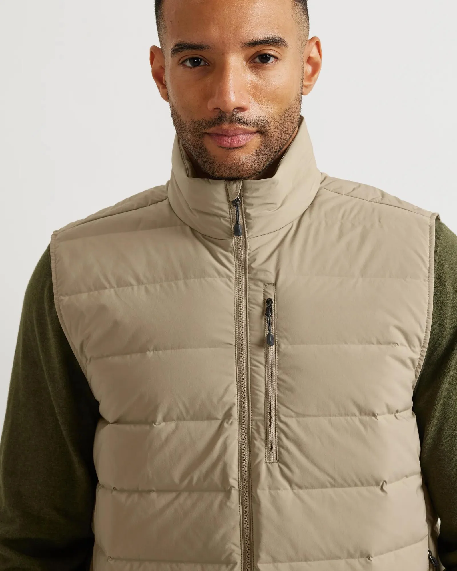 21482-men-s-eb-stretch-down-vest-7.webp Men's EB Stretch Down Vest