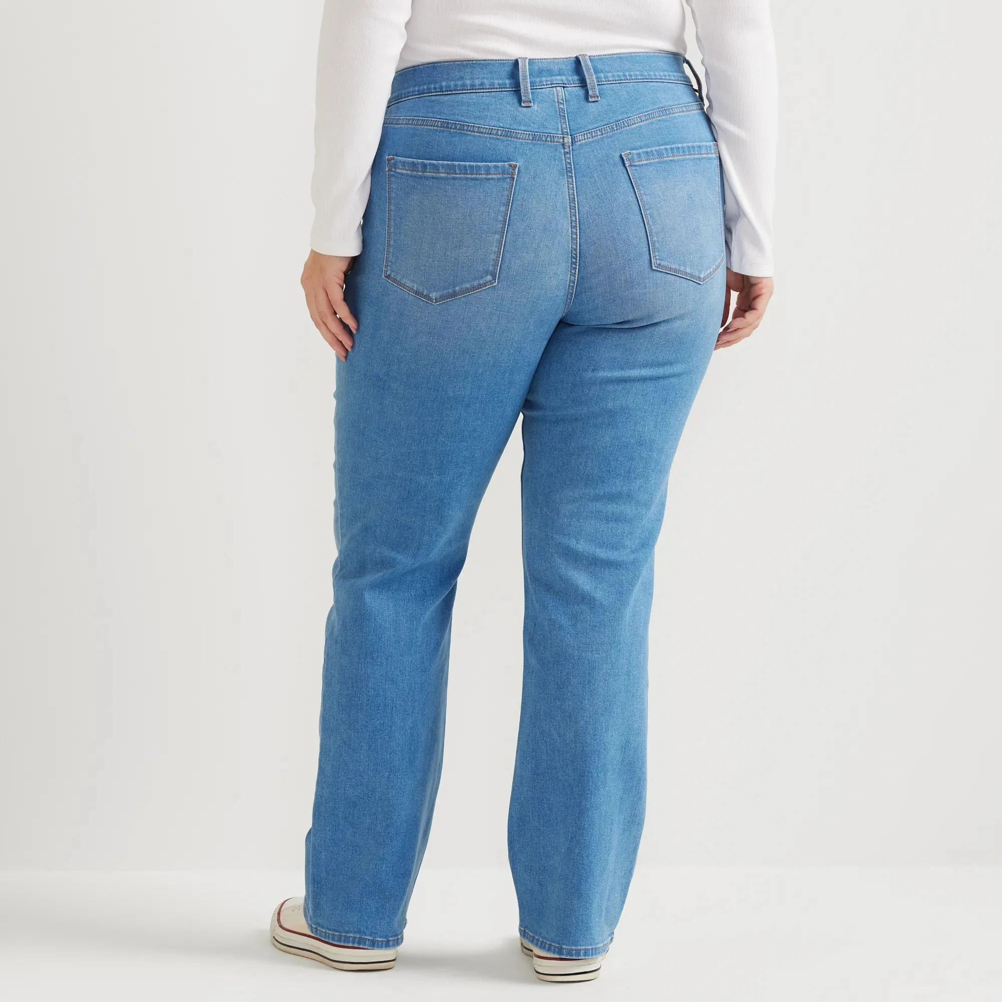 2264-women-s-venture-stretch-high-rise-bootcut-jeans-11.webp Women's Venture Stretch High-Rise Bootcut Jeans