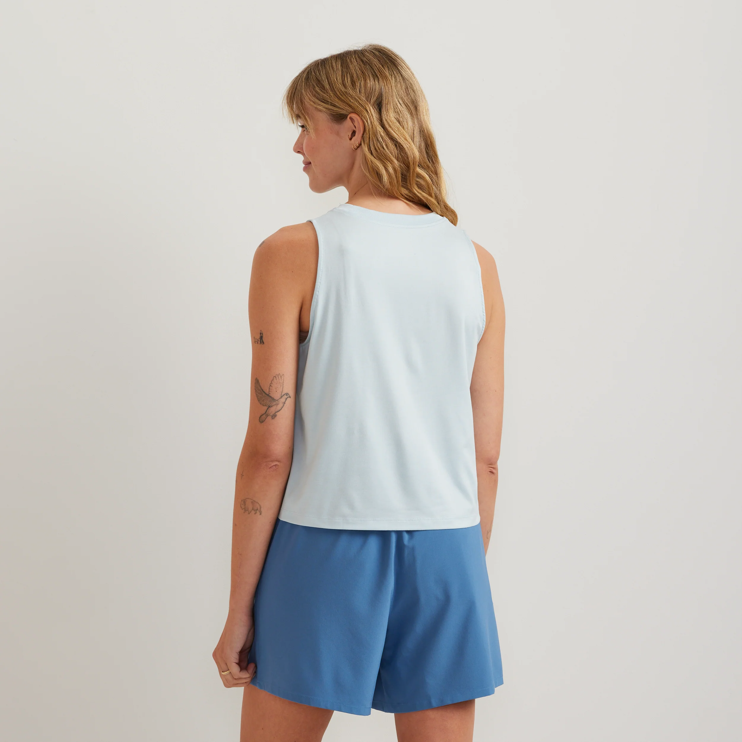 4961-women-s-surreal-travel-tank-10.webp Women's Surreal Travel Tank