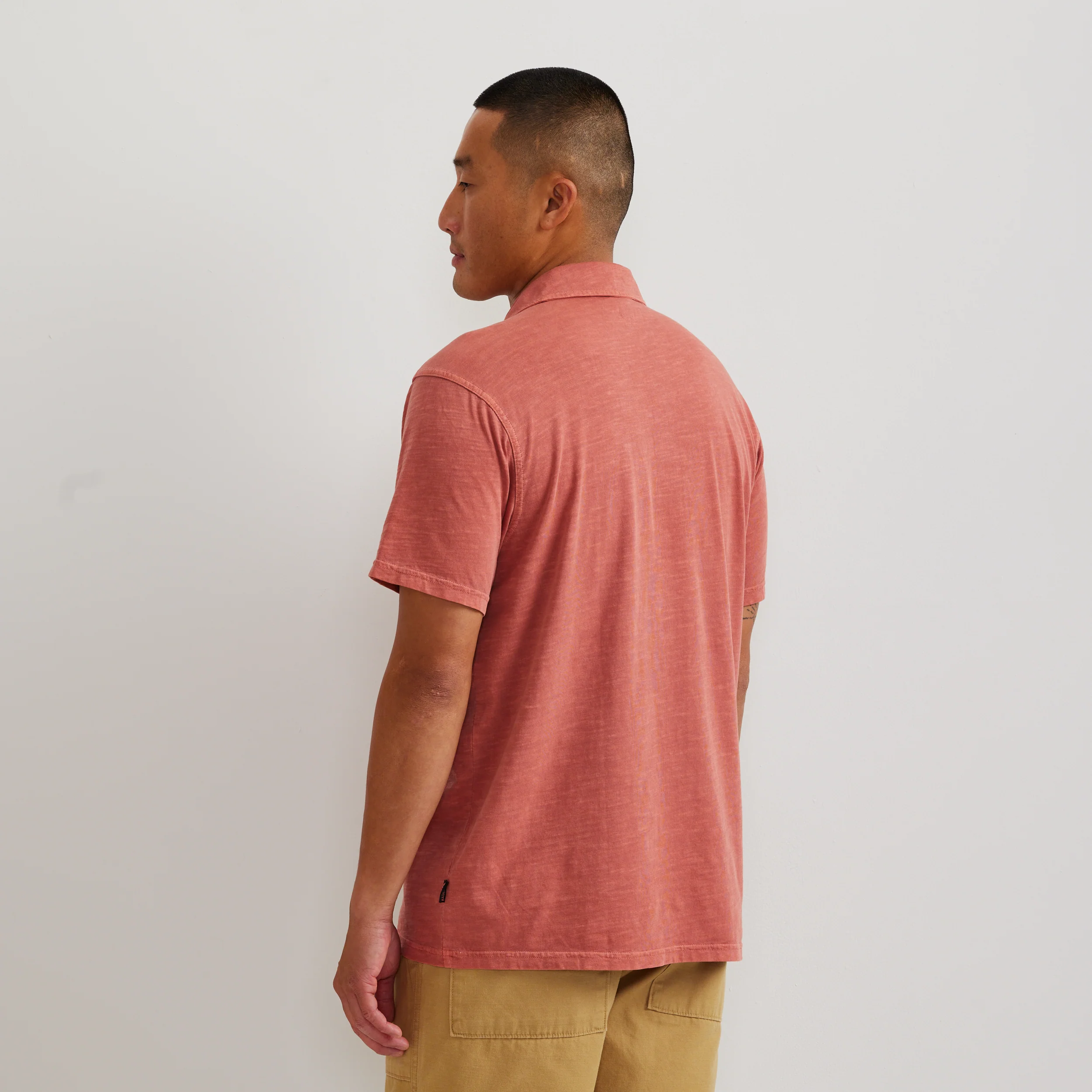 5193-men-s-sunwashed-cotton-pocket-polo-11.webp Men's Sunwashed Cotton Pocket Polo