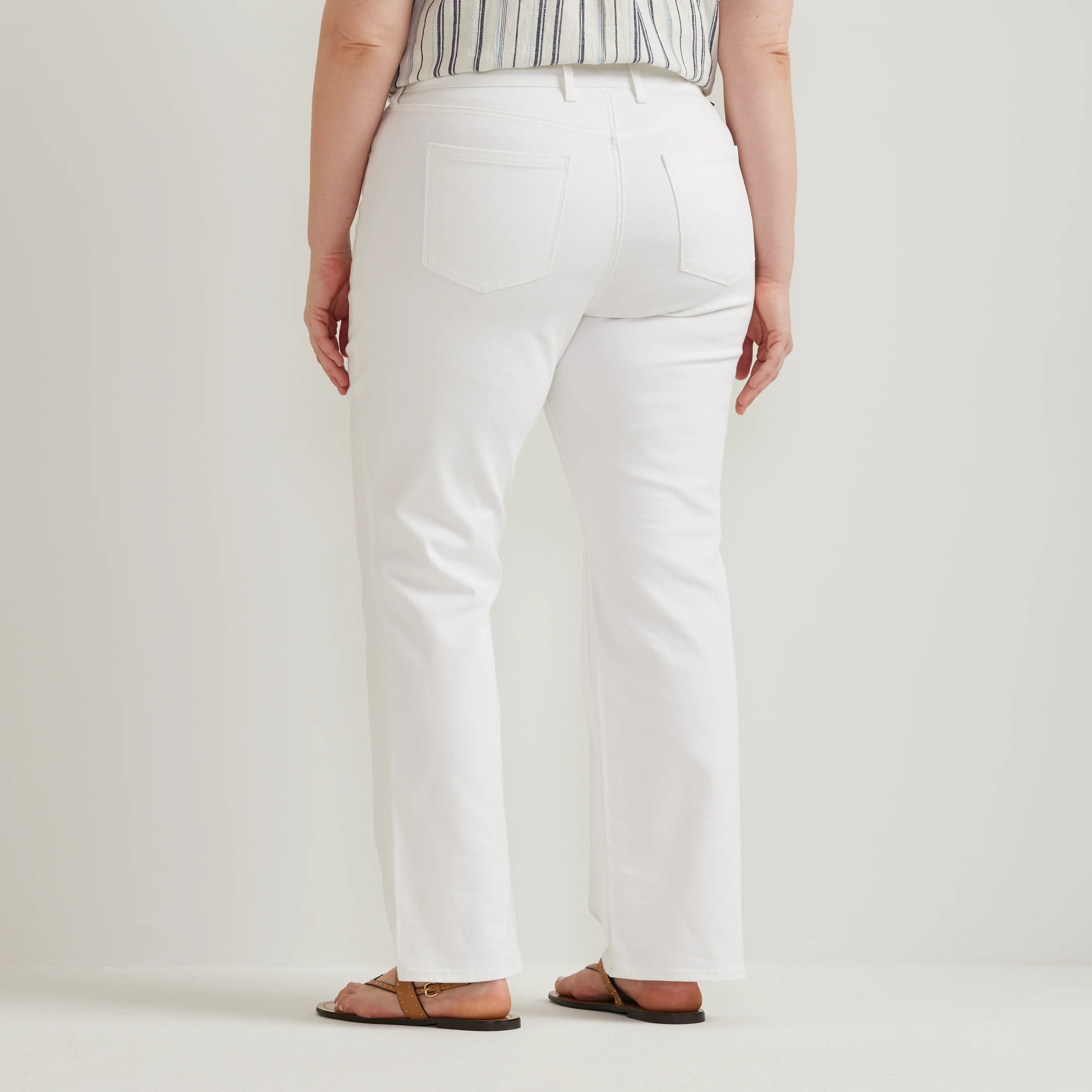 5272-women-s-venture-stretch-high-rise-straight-leg-jeans-14.webp Women's Venture Stretch High-Rise Straight Leg Jeans
