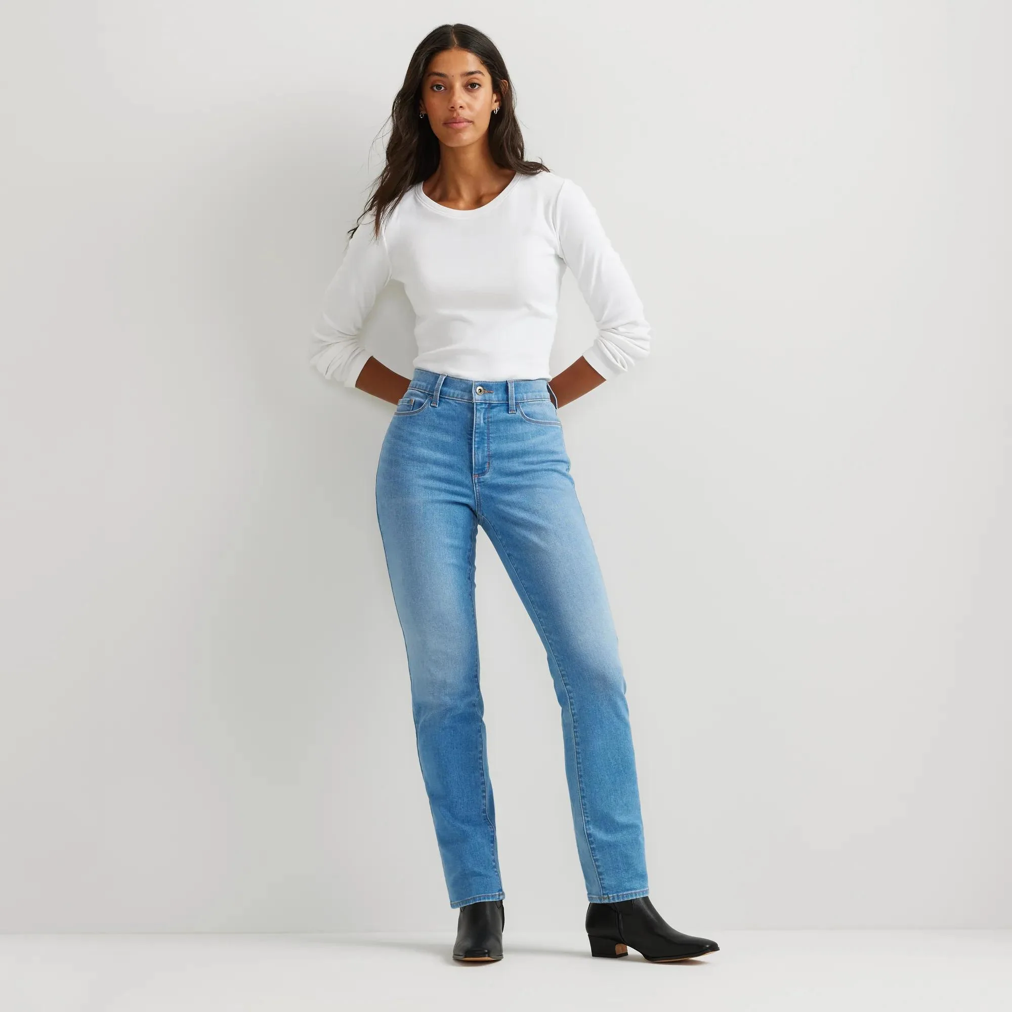 5272-women-s-venture-stretch-high-rise-straight-leg-jeans-7.webp Women's Venture Stretch High-Rise Straight Leg Jeans