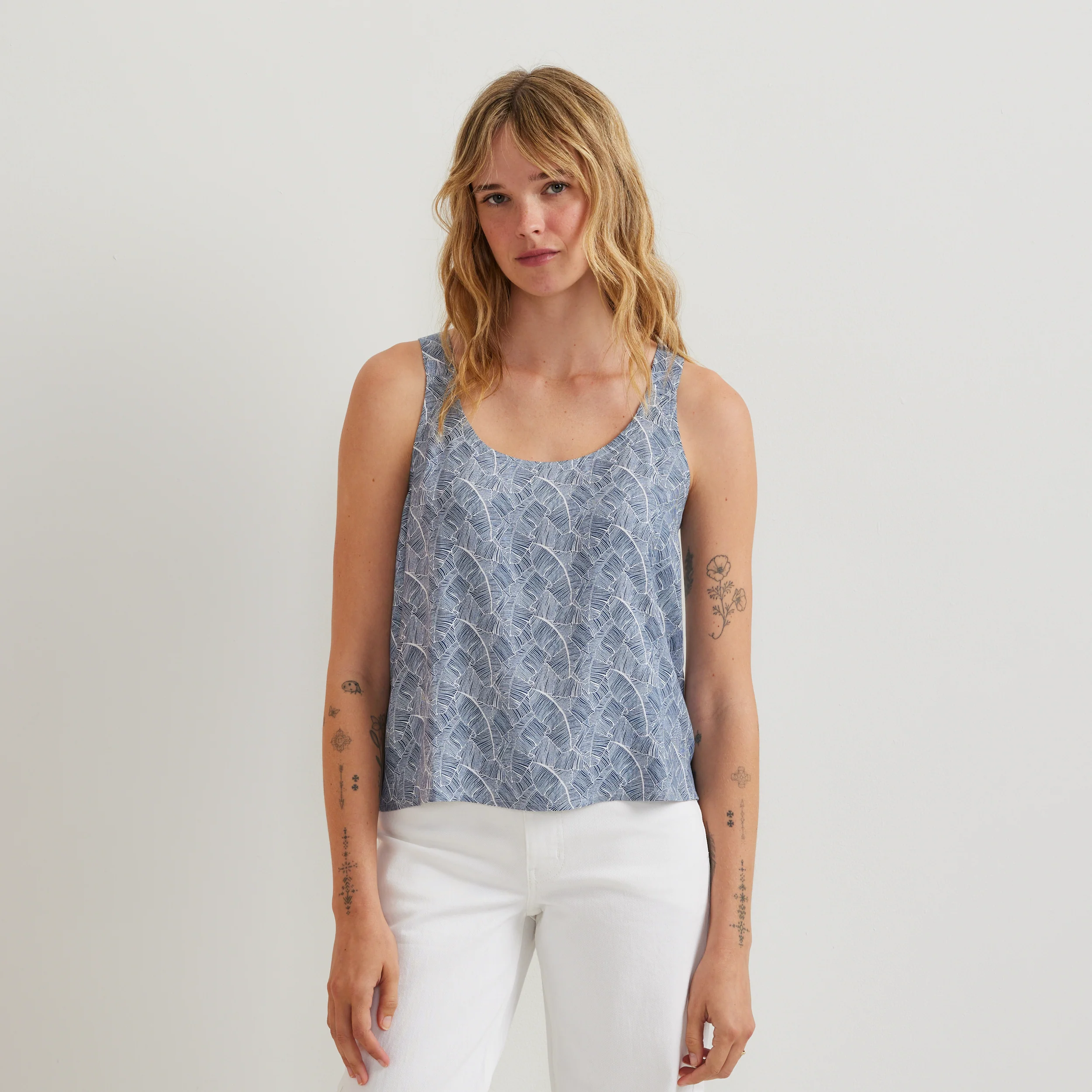 6013-women-s-destination-tank-1.webp Women's Destination Tank