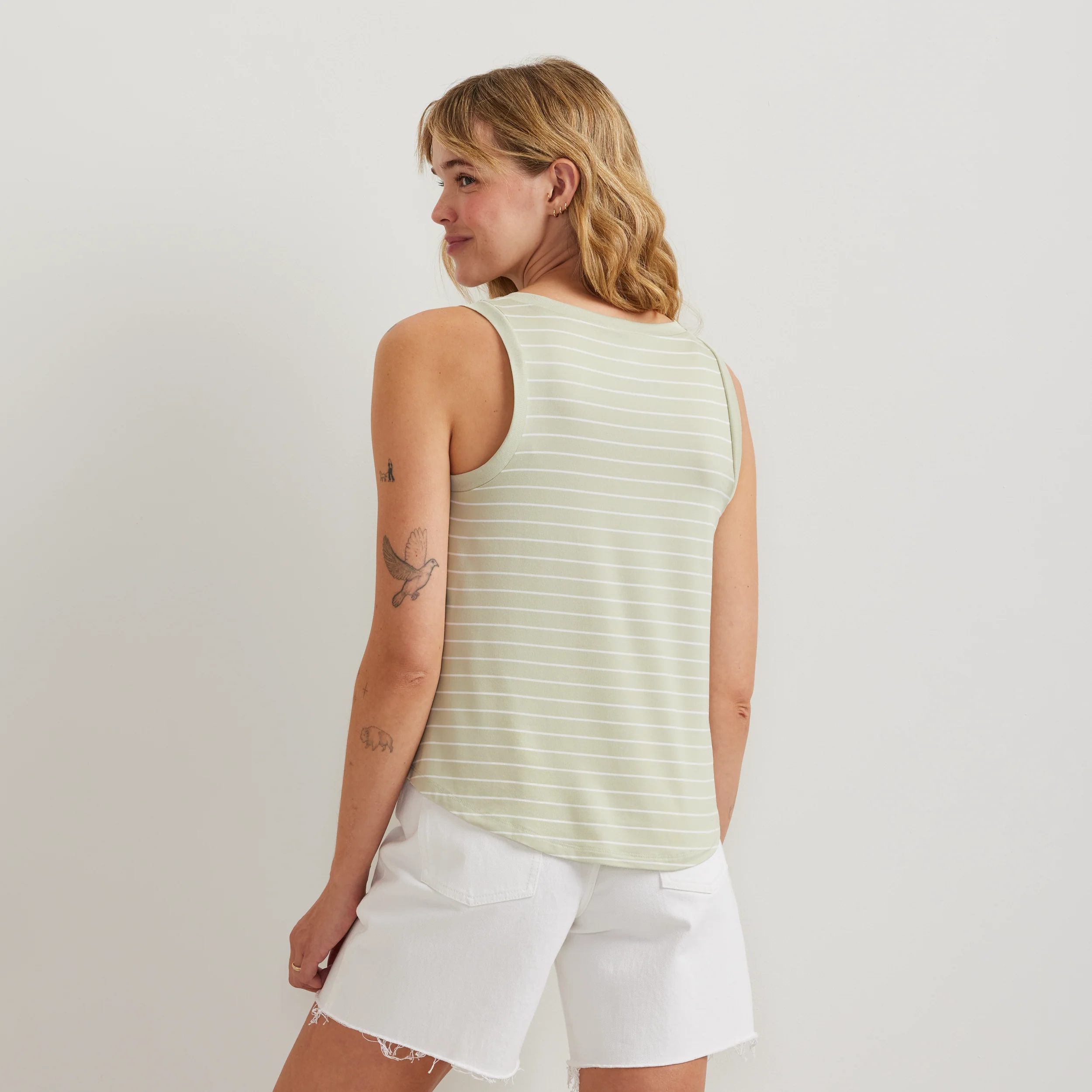 Women's Surreal V-Neck Travel Tank