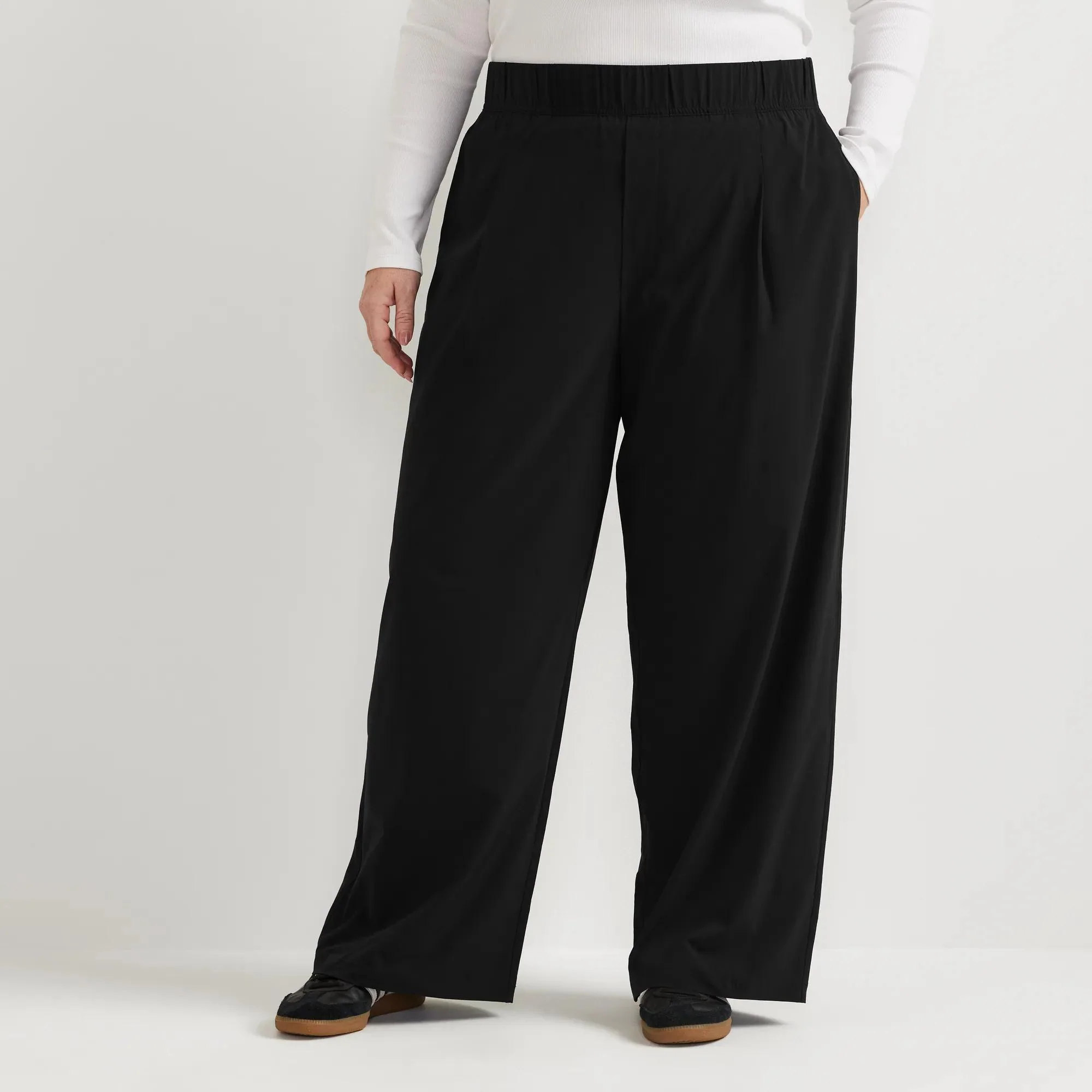 7256-women-s-departure-high-rise-wide-leg-travel-pants-9.webp Women's Departure High-Rise Wide Leg Travel Pants