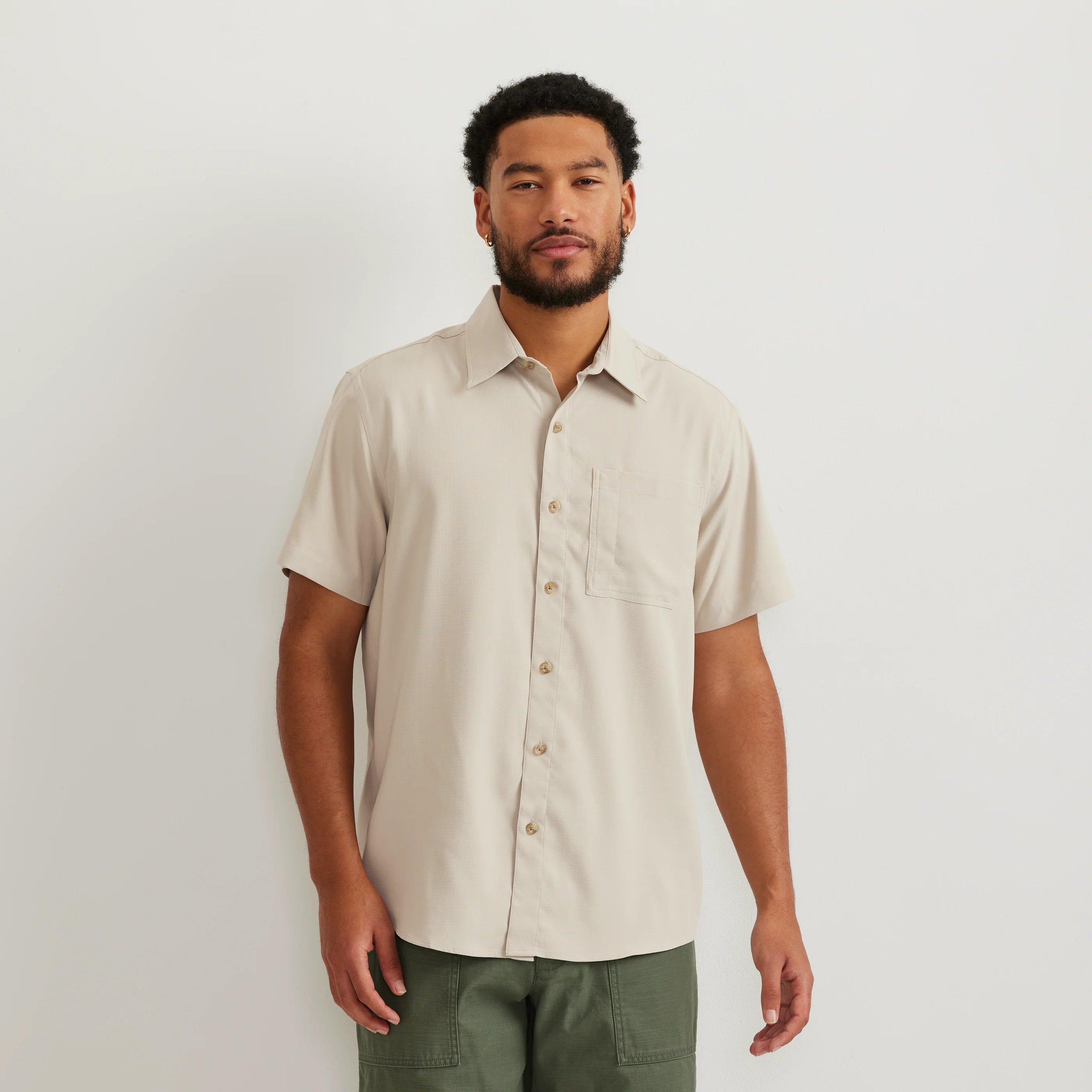 7767-men-s-short-sleeve-destination-shirt-solid-1.webp Men's Short Sleeve Destination Shirt-Solid