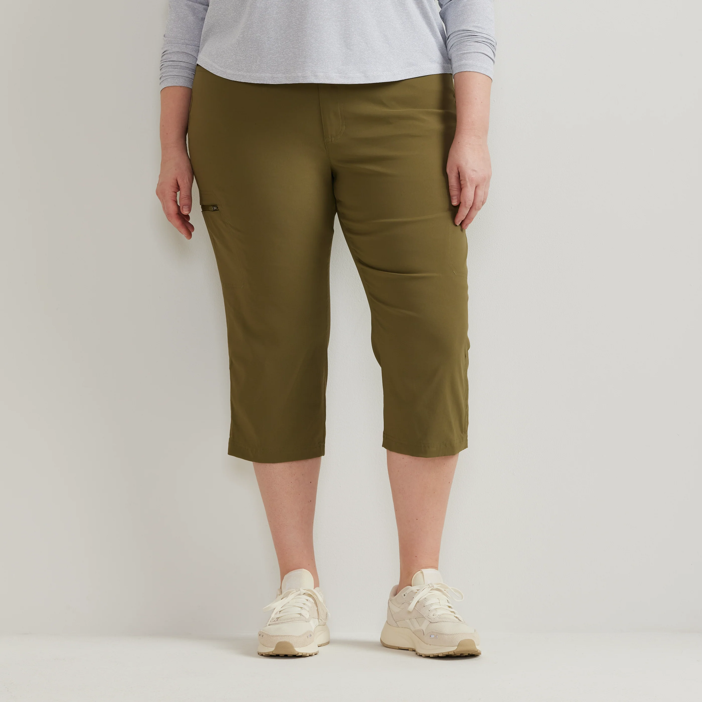 Women's Guide Pro High Rise Capri