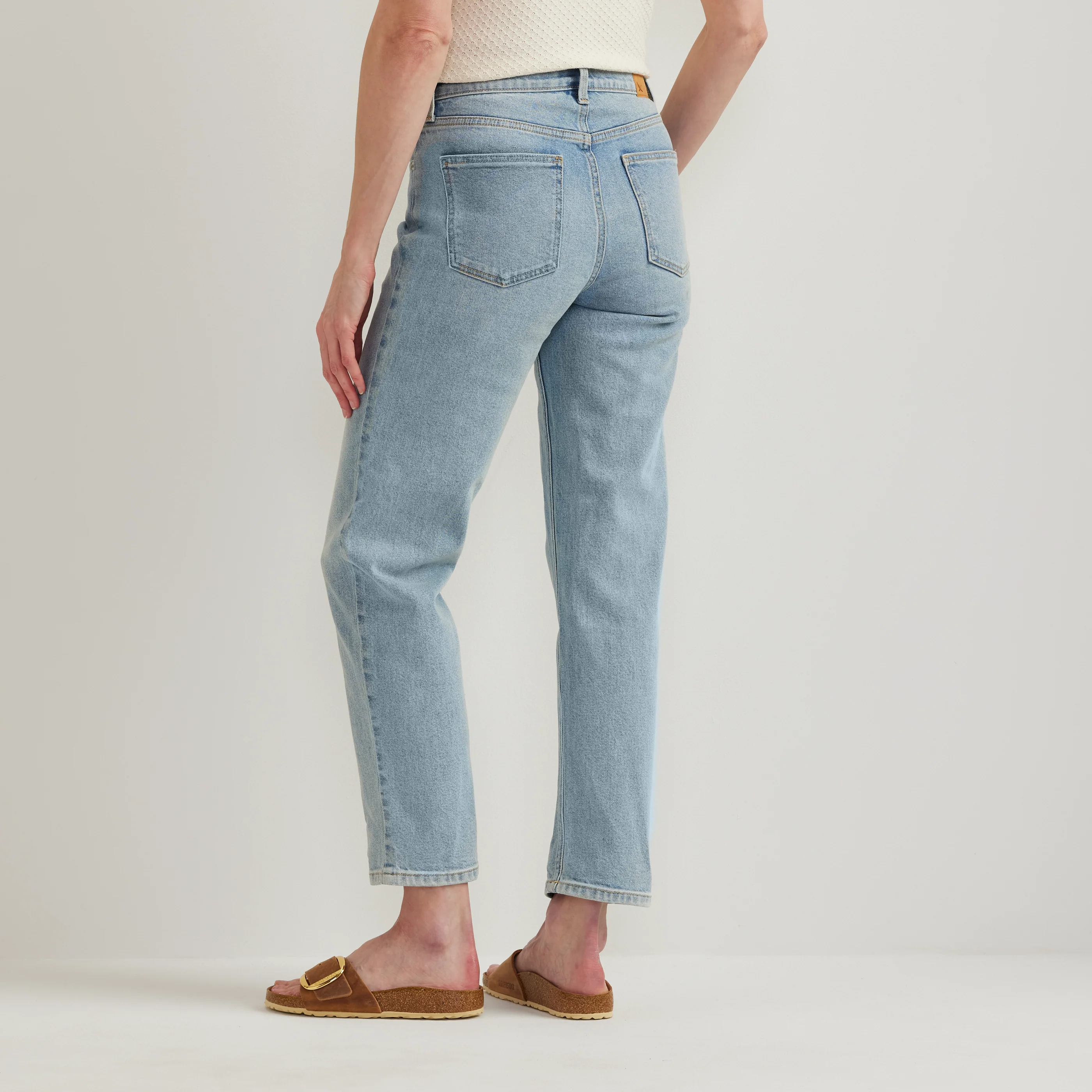 9010-women-s-authentic-high-rise-straight-leg-jeans-24.webp Women's Authentic High-Rise Straight Leg Jeans