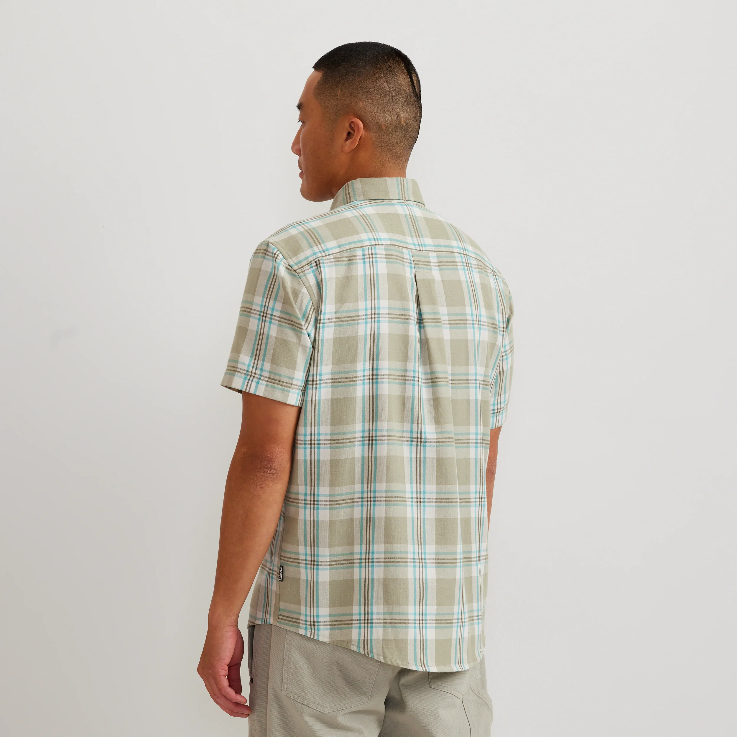 9574-men-s-tidelands-short-sleeve-yarn-dyed-textured-shirt-5.webp Men's Tidelands Short-Sleeve Yarn-Dyed Textured Shirt