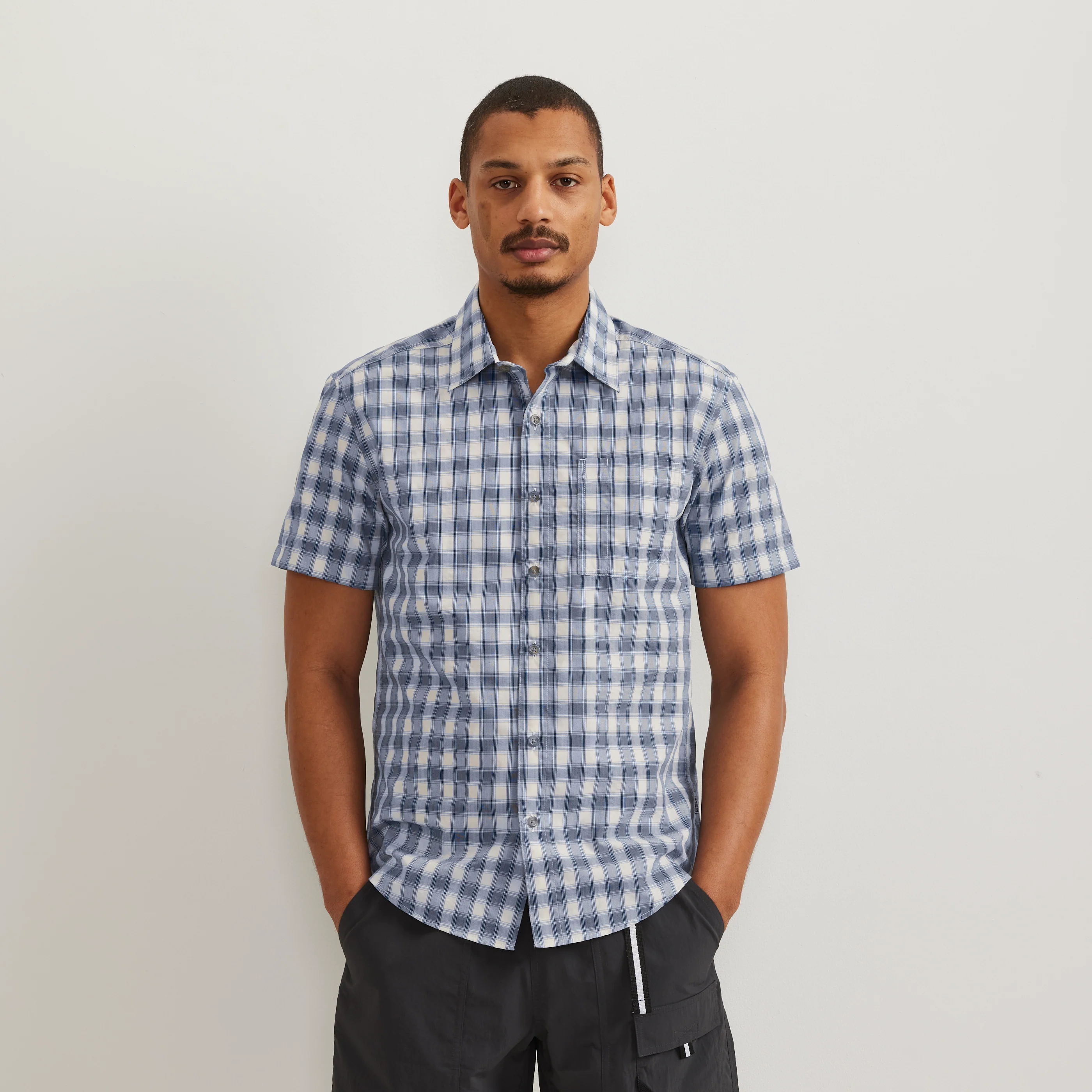 Men's Short-Sleeve Pack It 3.0 Seersucker Shirt