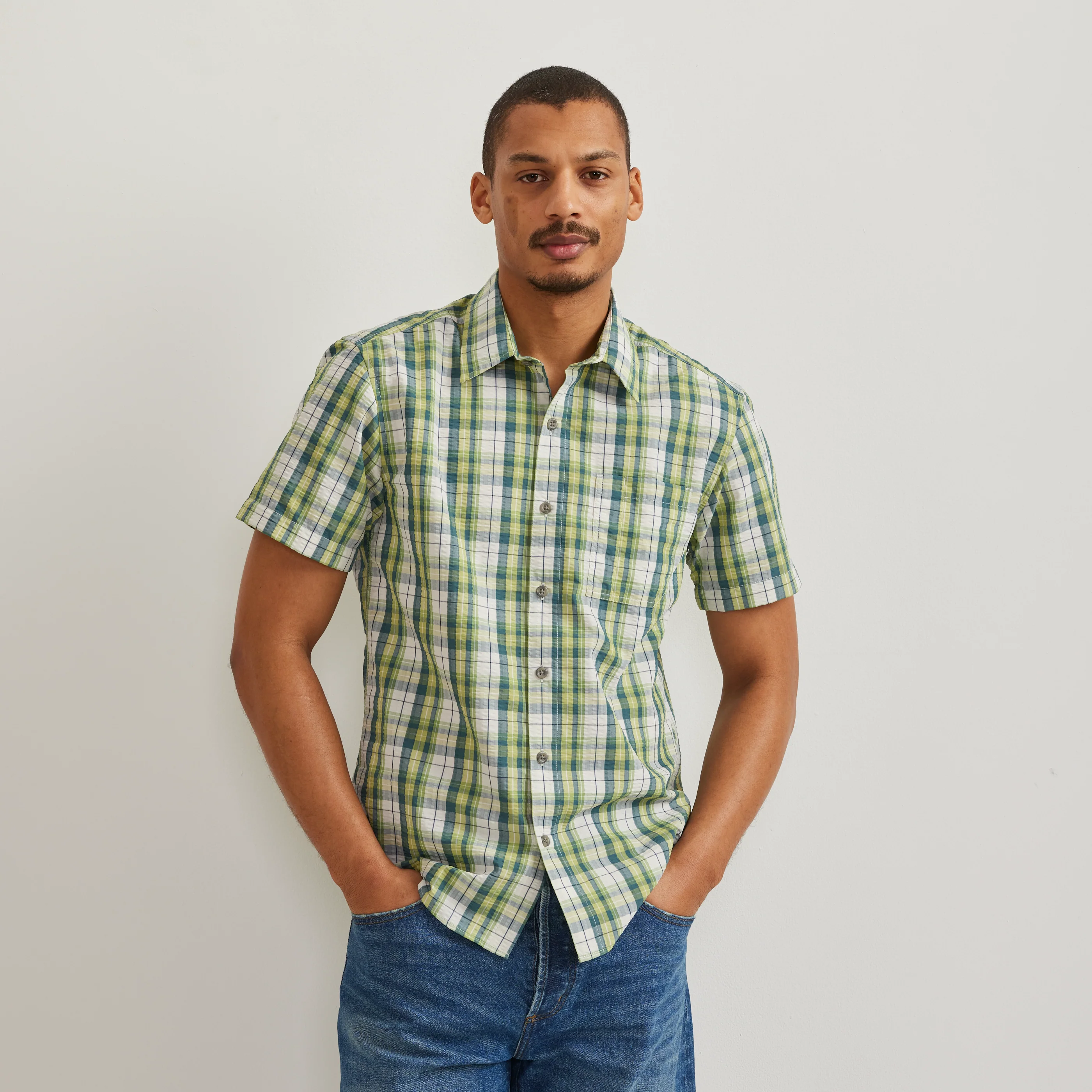 Men's Short-Sleeve Pack It 3.0 Seersucker Shirt