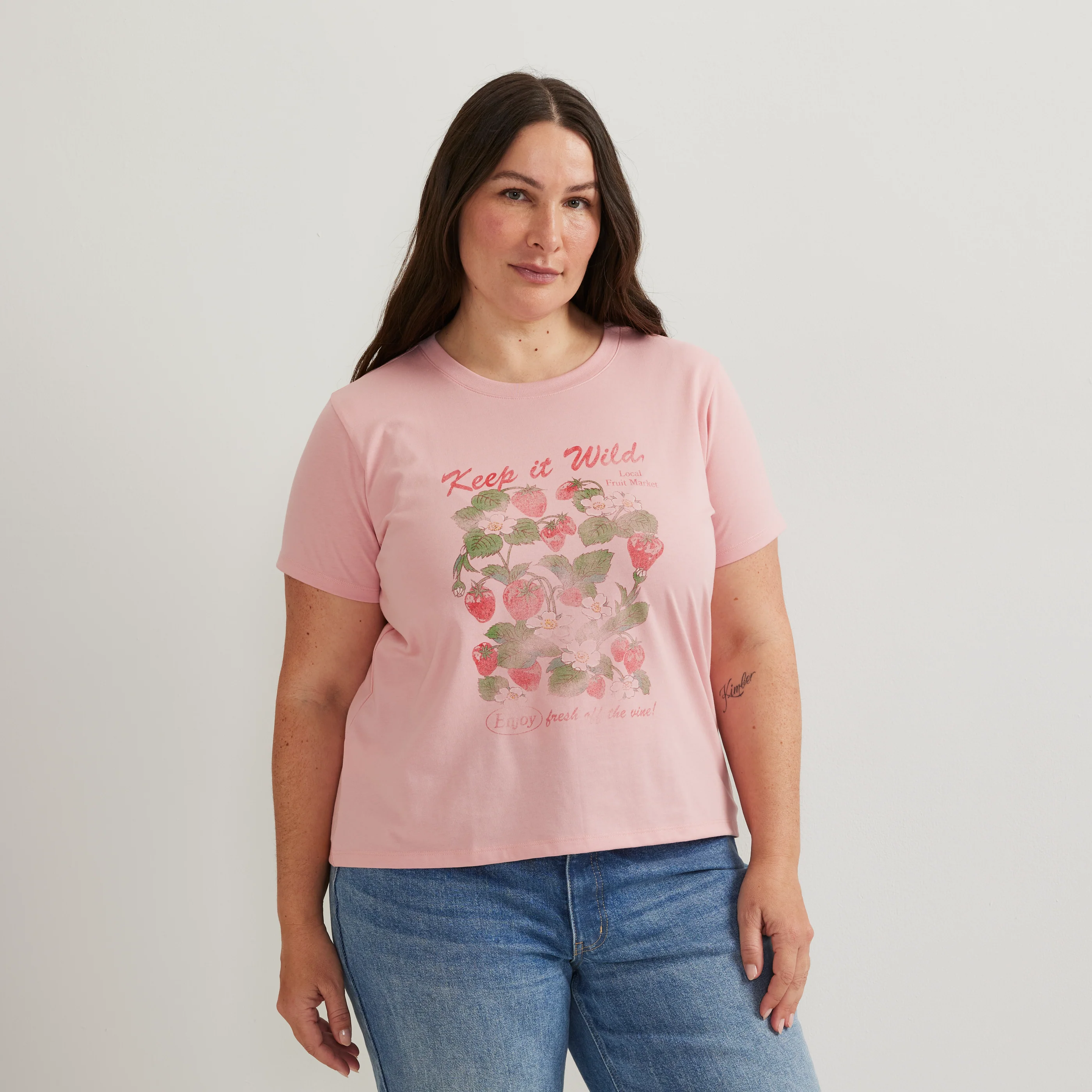 9989-women-s-graphic-t-shirt-berry-3.webp Women's Graphic T-Shirt - Berry